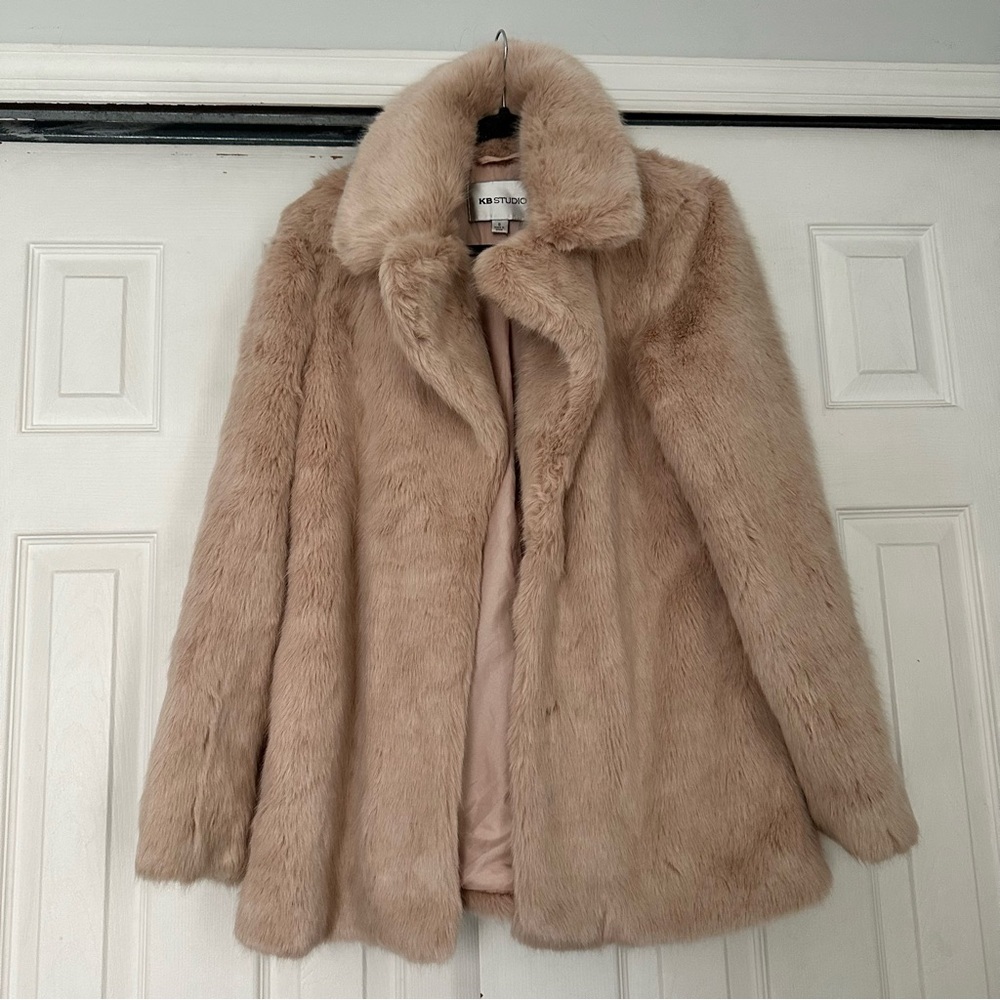 KB Studio Pink Faux Fur Coat Women’s Size Small